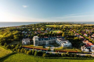 Hotelfotograf fotografiert Hotelzimmer an der Ostsee